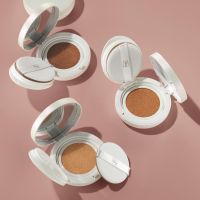 fmg Illuminating Cushion Corrector