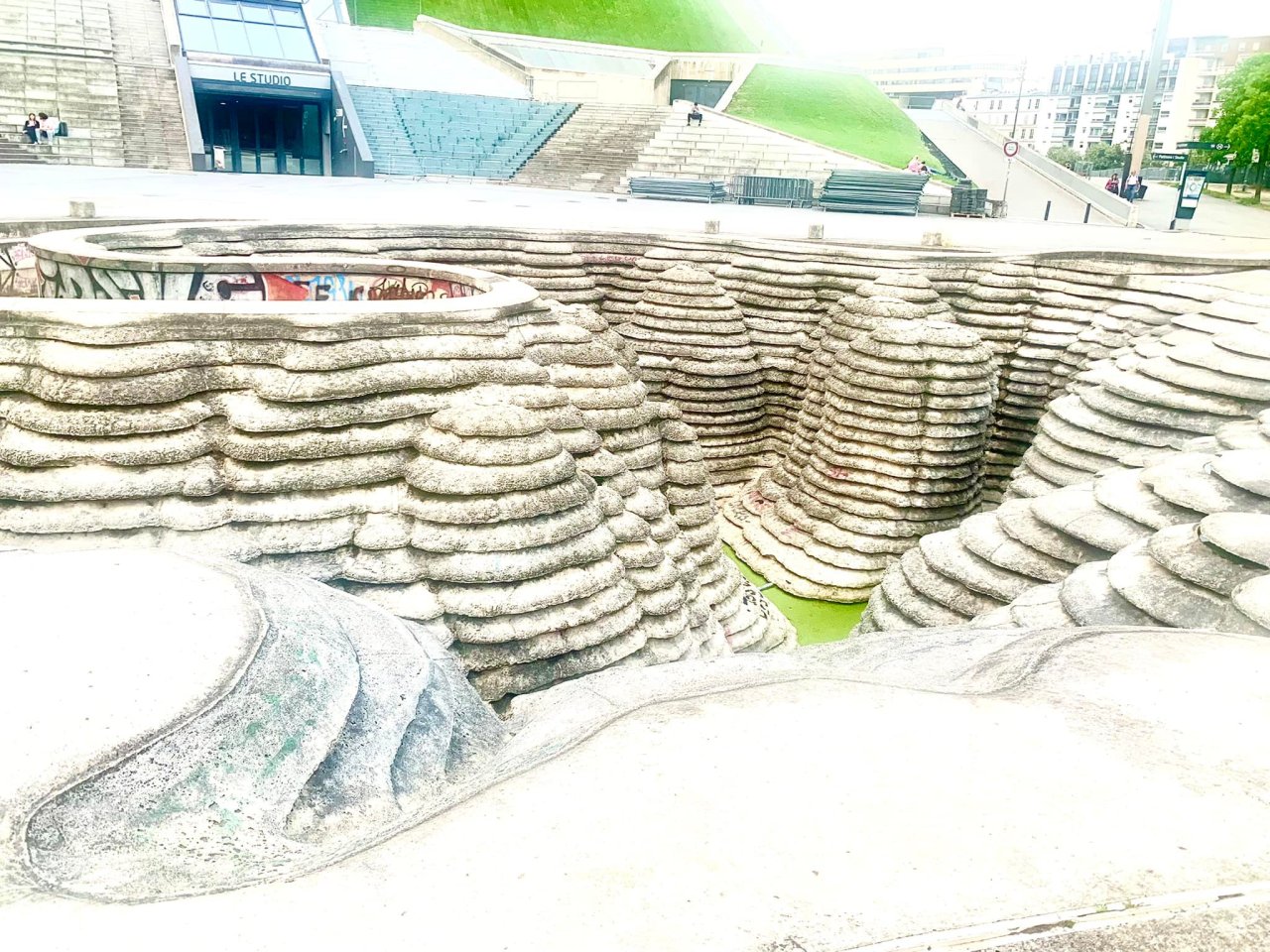 Canyoneaustrate—a fountain that was drained and not yet running for the season